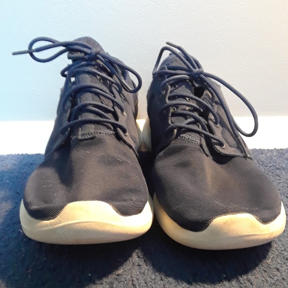 nike roshe one navy blue